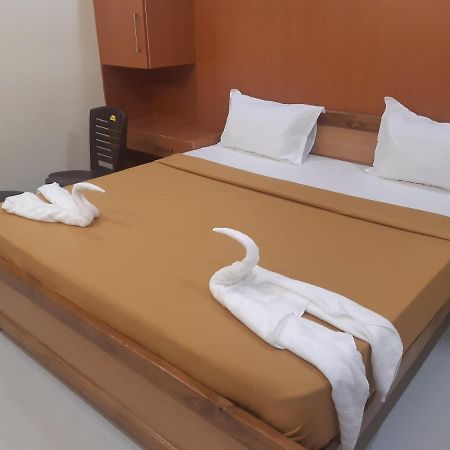Aranmagan Residency Hotel Tiruchchendūr Exterior foto