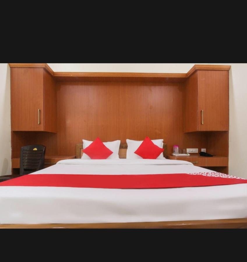 Aranmagan Residency Hotel Tiruchchendūr Exterior foto